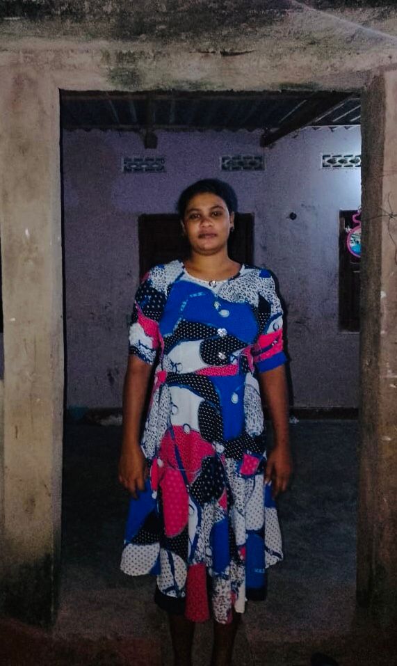 Selventhiran Tharsini pic